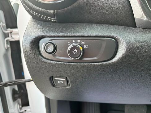 Used 2024 Chevrolet Blazer LT w/ Convenience Package image 26