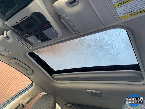 Used 2024 Subaru Crosstrek 2.0i Premium image 8