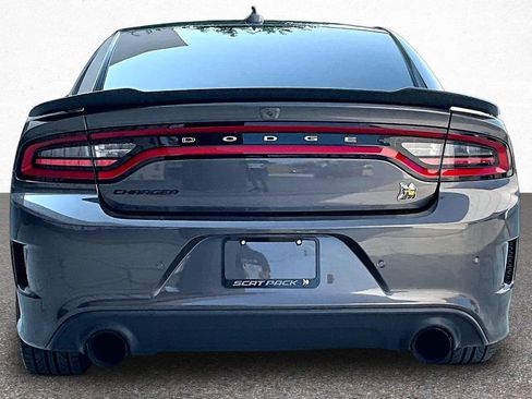 Used 2020 Dodge Charger Scat Pack RWD image 6