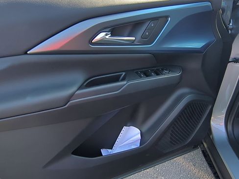 New 2026 Chevrolet Equinox EV LT w/ LPO, All-Weather Mat Package image 21