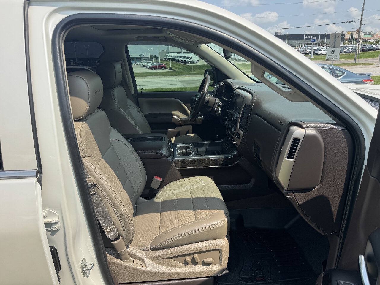 Used 2015 GMC Sierra 1500 Denali w/ Driver Alert Package AWD/4WD image 14