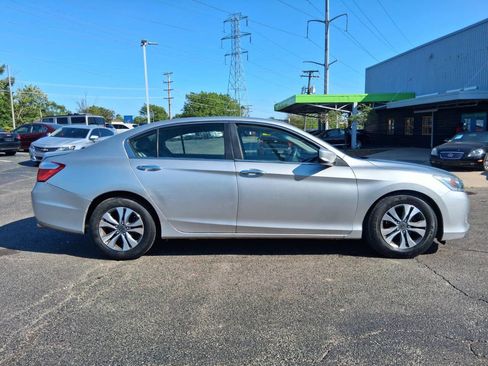 Used 2013 Honda Accord LX image 5