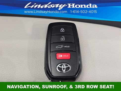Used 2026 Toyota Grand Highlander AWD image 23