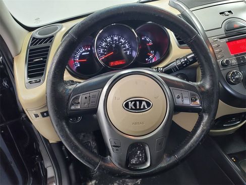 Used 2011 Kia Soul ! image 12