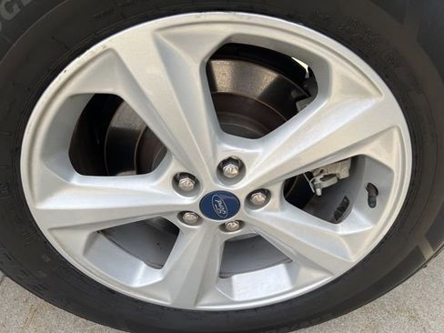 Used 2022 Ford Edge SE AWD/4WD image 10