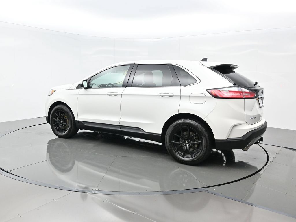 Used 2020 Ford Edge SEL w/ Convenience Package AWD/4WD image 4