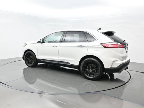 Used 2020 Ford Edge SEL w/ Convenience Package AWD/4WD image 4