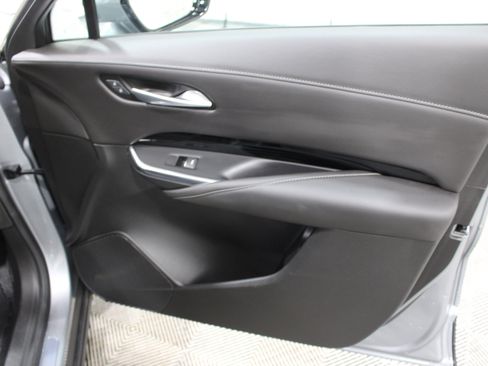 Certified 2024 Cadillac XT4 Luxury w/ Cold Weather Package FWD image 30