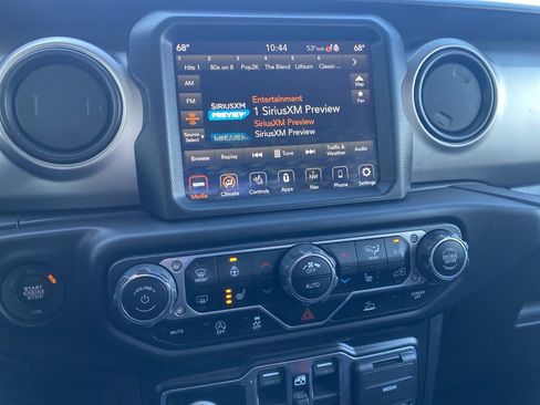 Used 2021 Jeep Gladiator Sport w/ Quick Order Package 24Q 80Th image 13