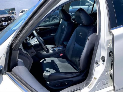 Used 2014 INFINITI Q50 Premium w/ Technology Package RWD image 11