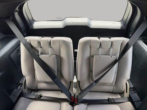 Used 2018 Ford Explorer 4WD image 17
