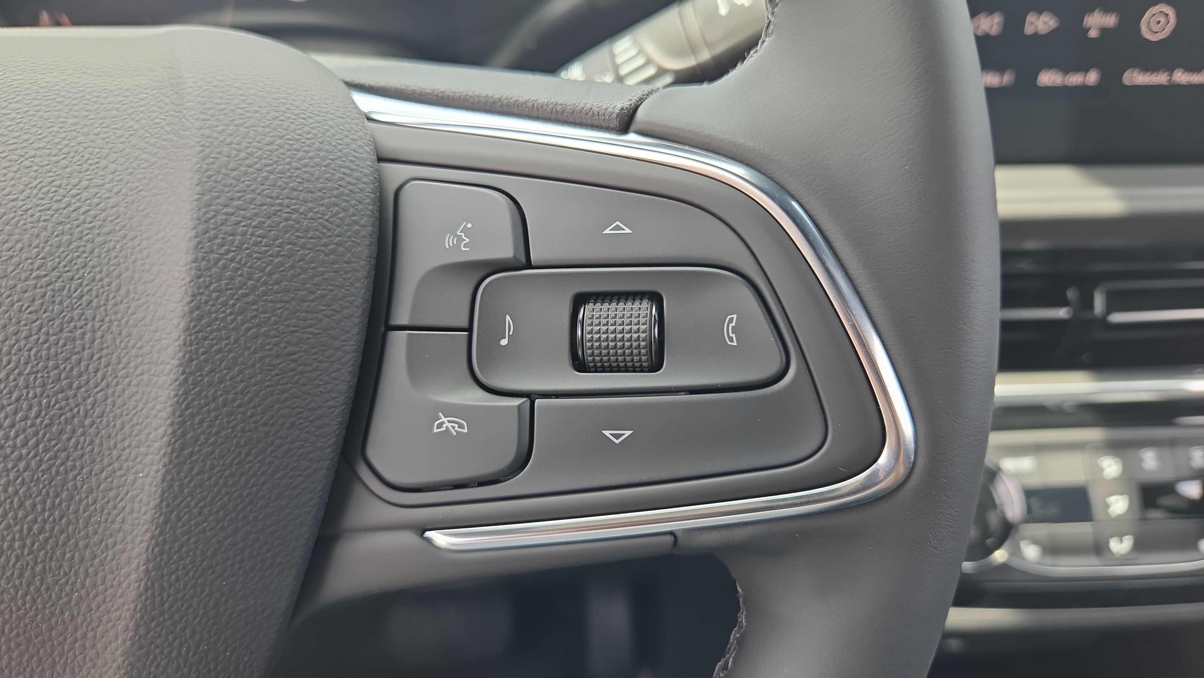 New 2026 Buick Envista Sport Touring w/ Convenience I Package FWD image 24