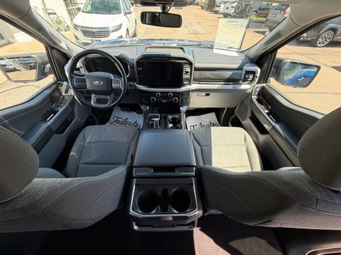 Used 2022 Ford F150 Lightning XLT AWD/4WD image 11