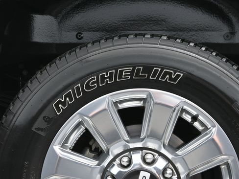 Used 2022 Ford F350 Platinum image 45