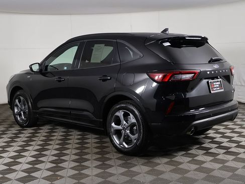 Used 2023 Ford Escape ST-Line w/ Tech Pack #1 AWD/4WD image 10