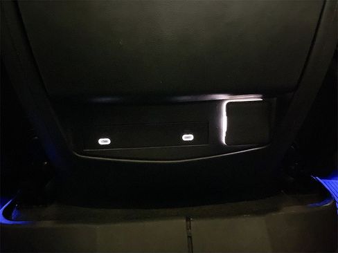 Used 2022 Cadillac Escalade Luxury w/ LPO, Floor Liner Package image 26