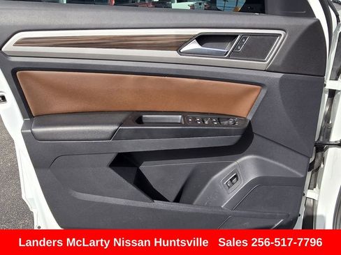 Used 2021 Volkswagen Atlas SE FWD image 23