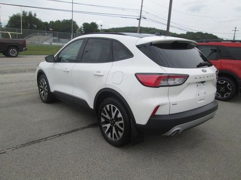 Used 2020 Ford Escape SE Sport image 4