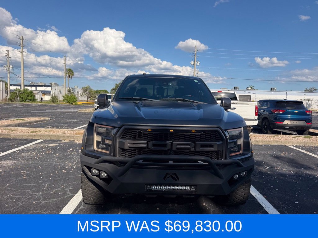 Used 2018 Ford F150 Raptor w/ Equipment Group 802A Luxury AWD/4WD image 2