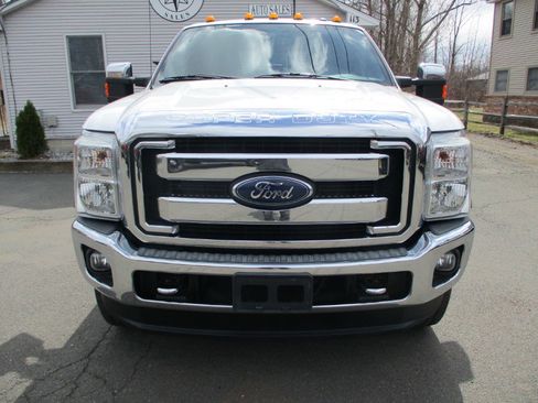 Used 2015 Ford F350 Lariat image 5