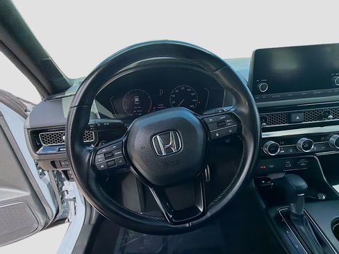 Certified 2024 Honda Civic Sport image 10