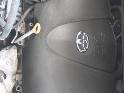 Used 2018 Toyota Sienna LE image 19