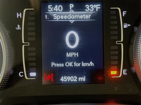 Used 2020 Jeep Cherokee Altitude image 13