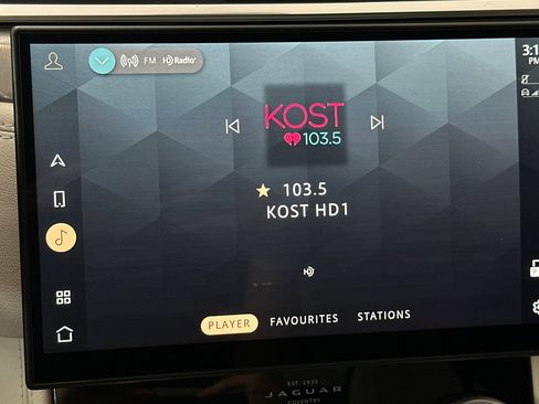 Used 2024 Jaguar F-PACE R-Dynamic S image 22