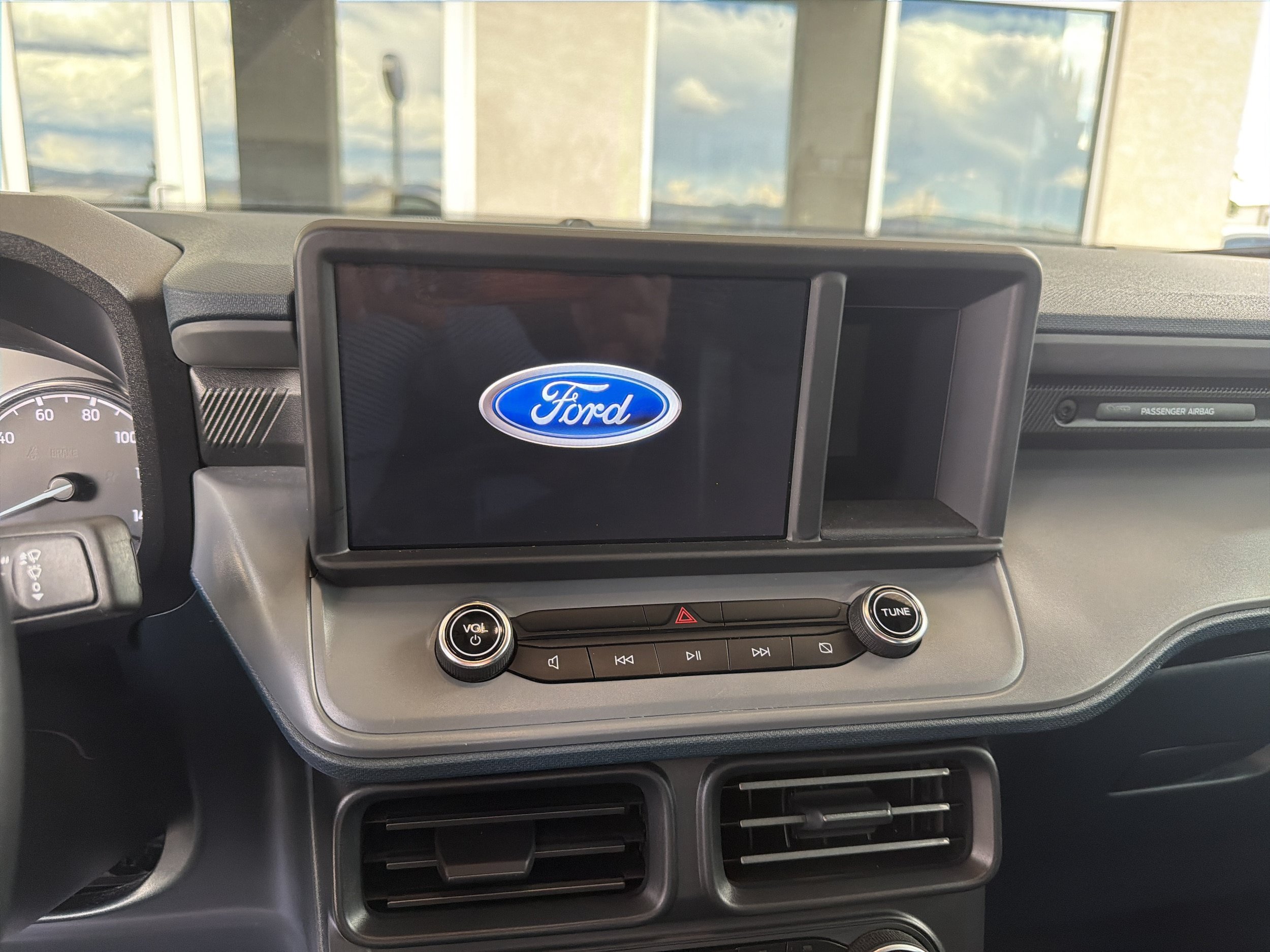 Used 2024 Ford Maverick Lariat w/ Black Appearance Package AWD/4WD image 14