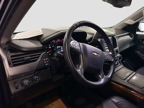 Used 2020 Chevrolet Tahoe Premier AWD/4WD image 10