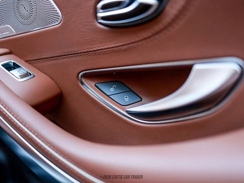 Used 2018 Mercedes-Benz S 560 Cabriolet image 32