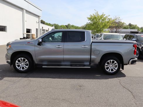 Used 2023 Chevrolet Silverado 1500 LTZ AWD/4WD image 7