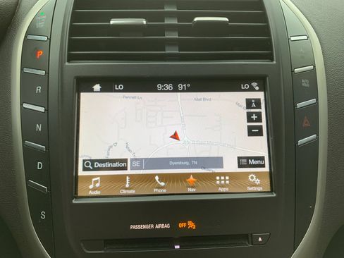 Used 2018 Lincoln MKC Reserve w/ Lincoln MKC Climate Package FWD image 23