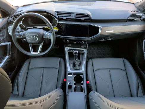 Used 2022 Audi Q3 2.0T Premium w/ Convenience Package image 32