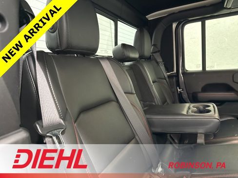 Used 2020 Jeep Gladiator Rubicon image 8