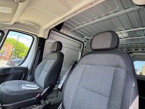 Used 2023 RAM ProMaster 2500 FWD image 13