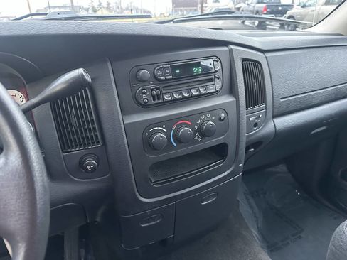 Used 2004 Dodge Ram 1500 Truck ST w/ ST Value Group image 11