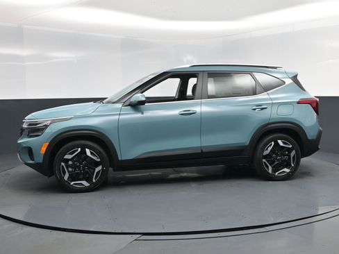 New 2026 Kia Seltos SX w/ SX Sunroof Package image 3