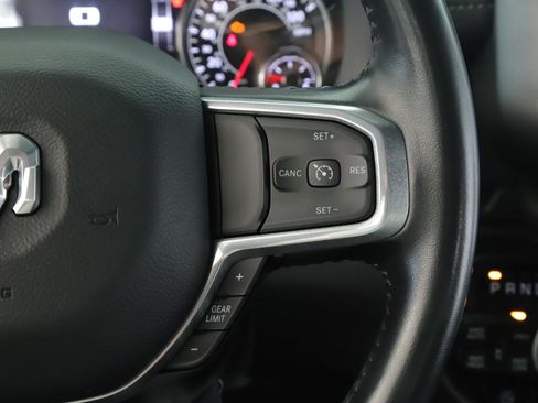 Used 2023 RAM 1500 Laramie AWD/4WD image 9