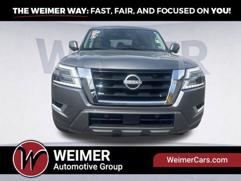 Used 2022 Nissan Armada SV AWD/4WD image 2