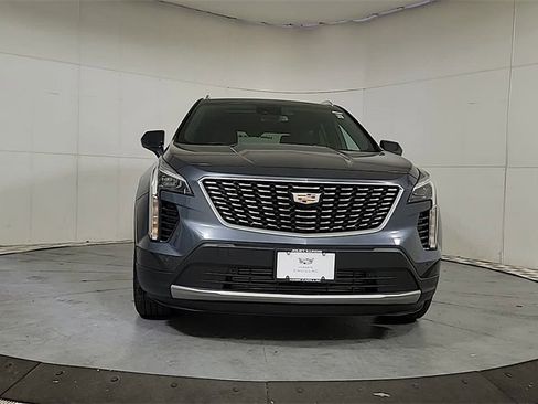 Certified 2020 Cadillac XT4 Premium Luxury w/ Cold Weather Package image 3