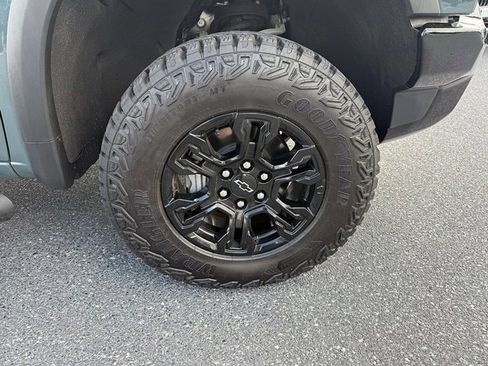 Used 2026 Chevrolet Silverado 1500 ZR2 AWD/4WD image 38