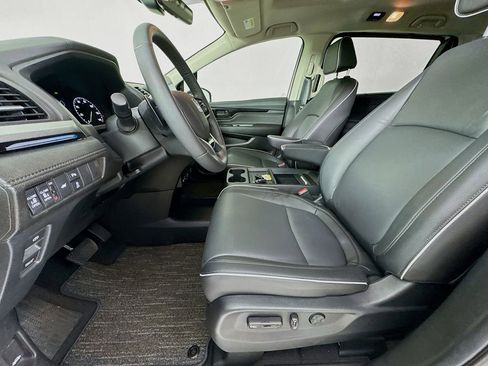Used 2026 Honda Odyssey Touring image 28