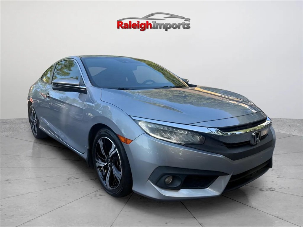 Used 2017 Honda Civic Touring image 6