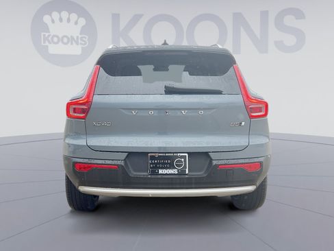 Certified 2023 Volvo XC40 B5 Ultimate w/ Protection Package Premier image 5