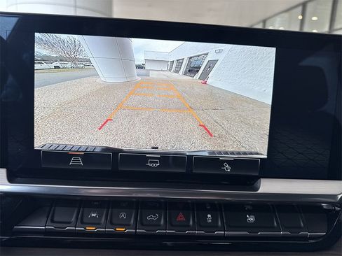 Certified 2023 GMC Sierra 1500 SLT w/ SLT Convenience Package image 15