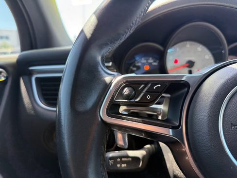 Used 2015 Porsche Macan S w/ Premium Package Plus AWD/4WD image 18