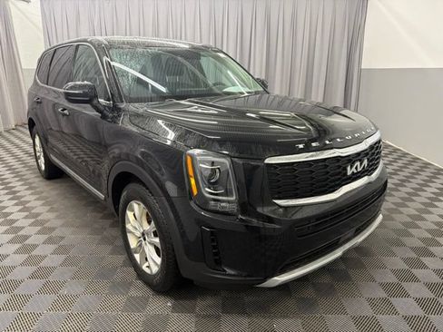 Used 2022 Kia Telluride LX AWD/4WD image 3