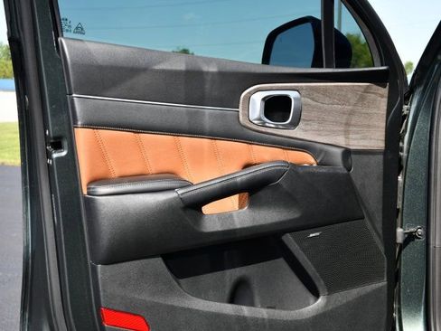 Used 2021 Kia Sorento SX Prestige AWD/4WD image 12