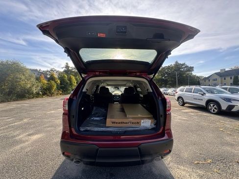New 2025 Subaru Ascent Limited image 10